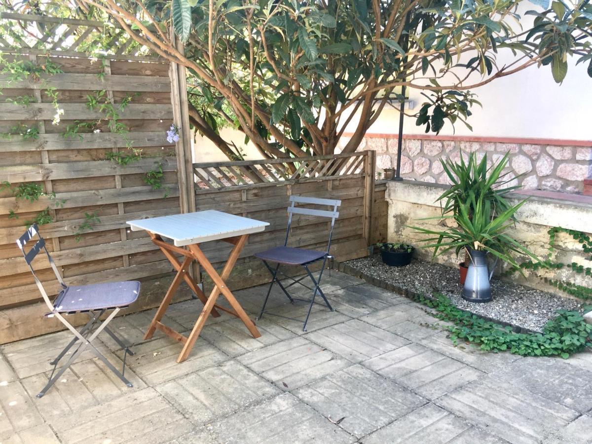 Dans Une Maison, Appartement Independant Et Jardin Perpignan Exterior photo